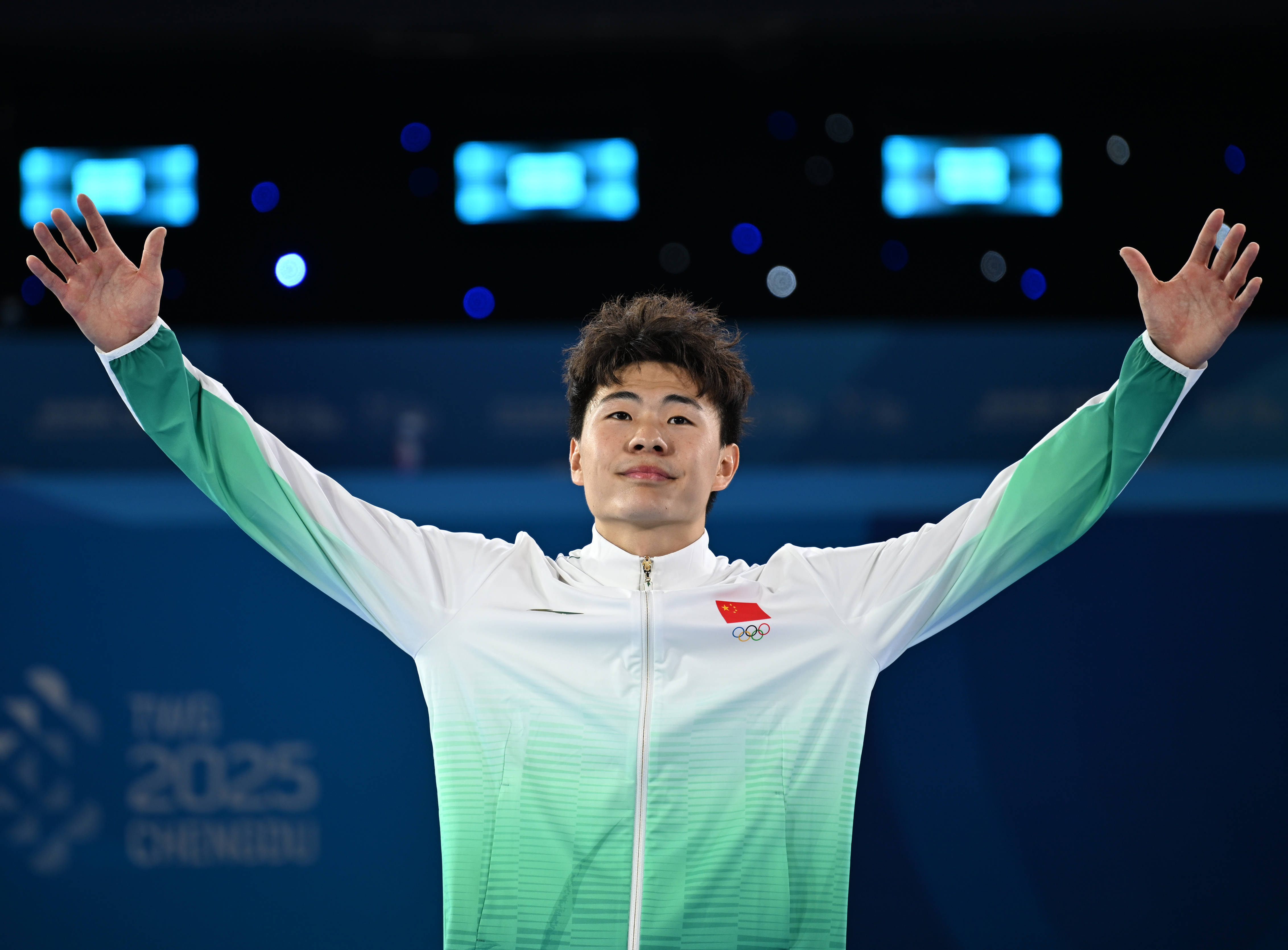 爱游戏中国-金牌之争！选手争分夺秒，冲刺终点的简单介绍