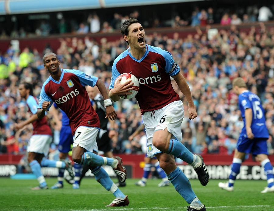 阿斯顿维拉力争保级成功，全队士气飙升