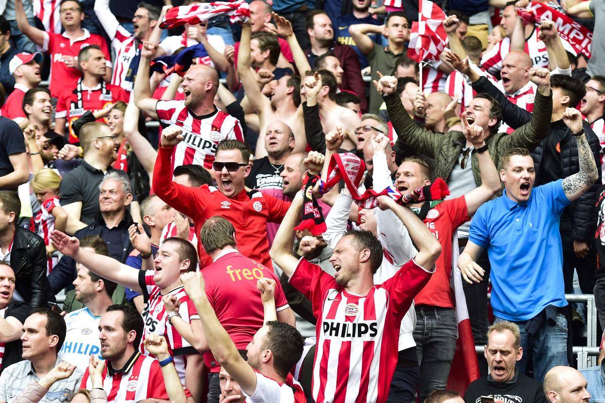 包含埃因霍温主帅赛后精彩发言,球队士气高涨备战的词条 包含埃因霍温主帅赛后精彩发言,球队士气高涨备战的词条