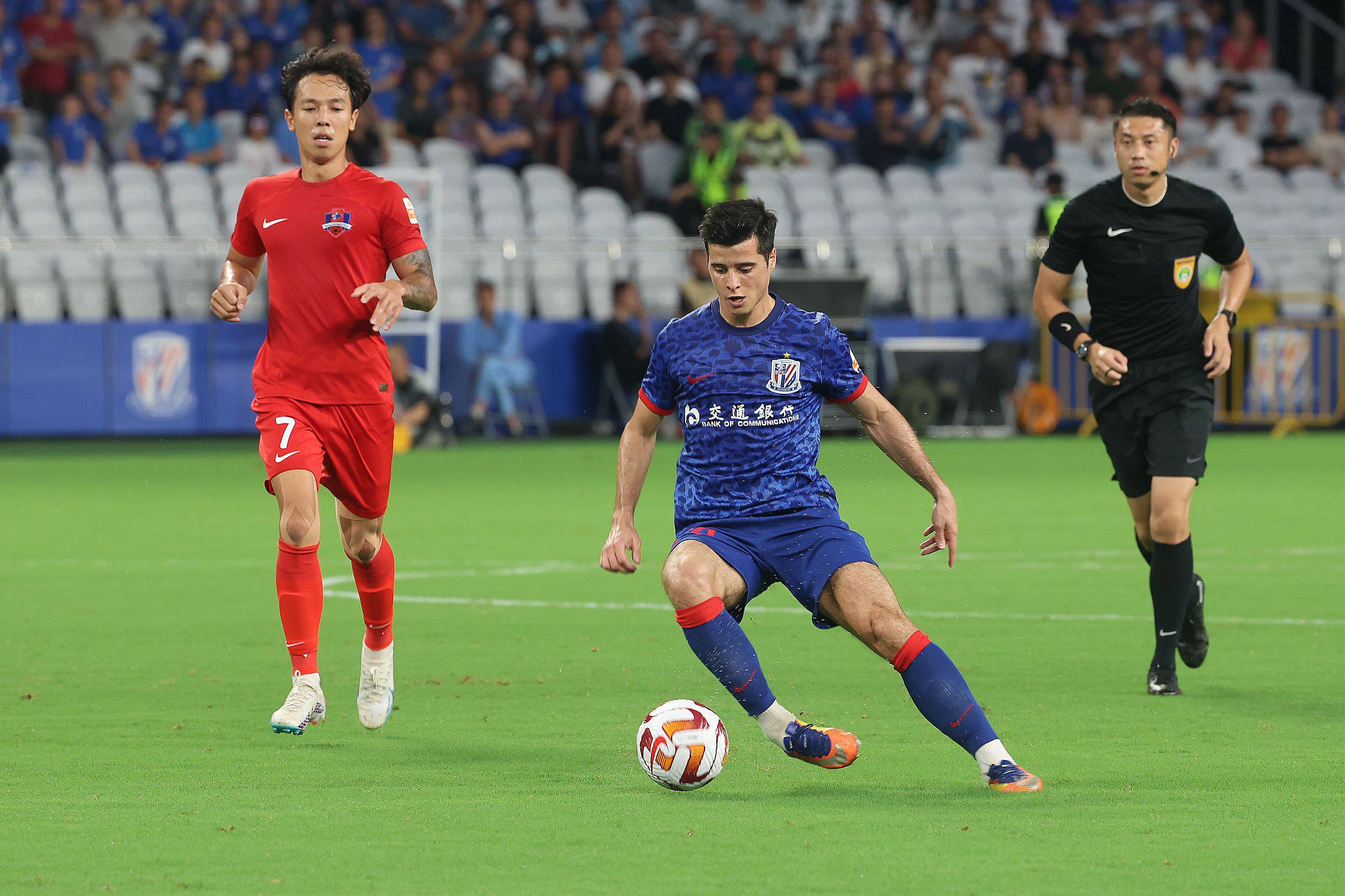 比赛结果符合预期,强队继续领跑 比赛结果符合预期,强队继续领跑