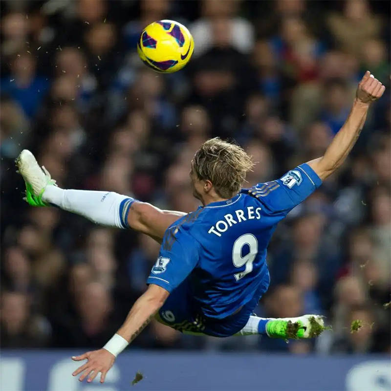 切尔西顽强抗衡，最终取得比赛胜利