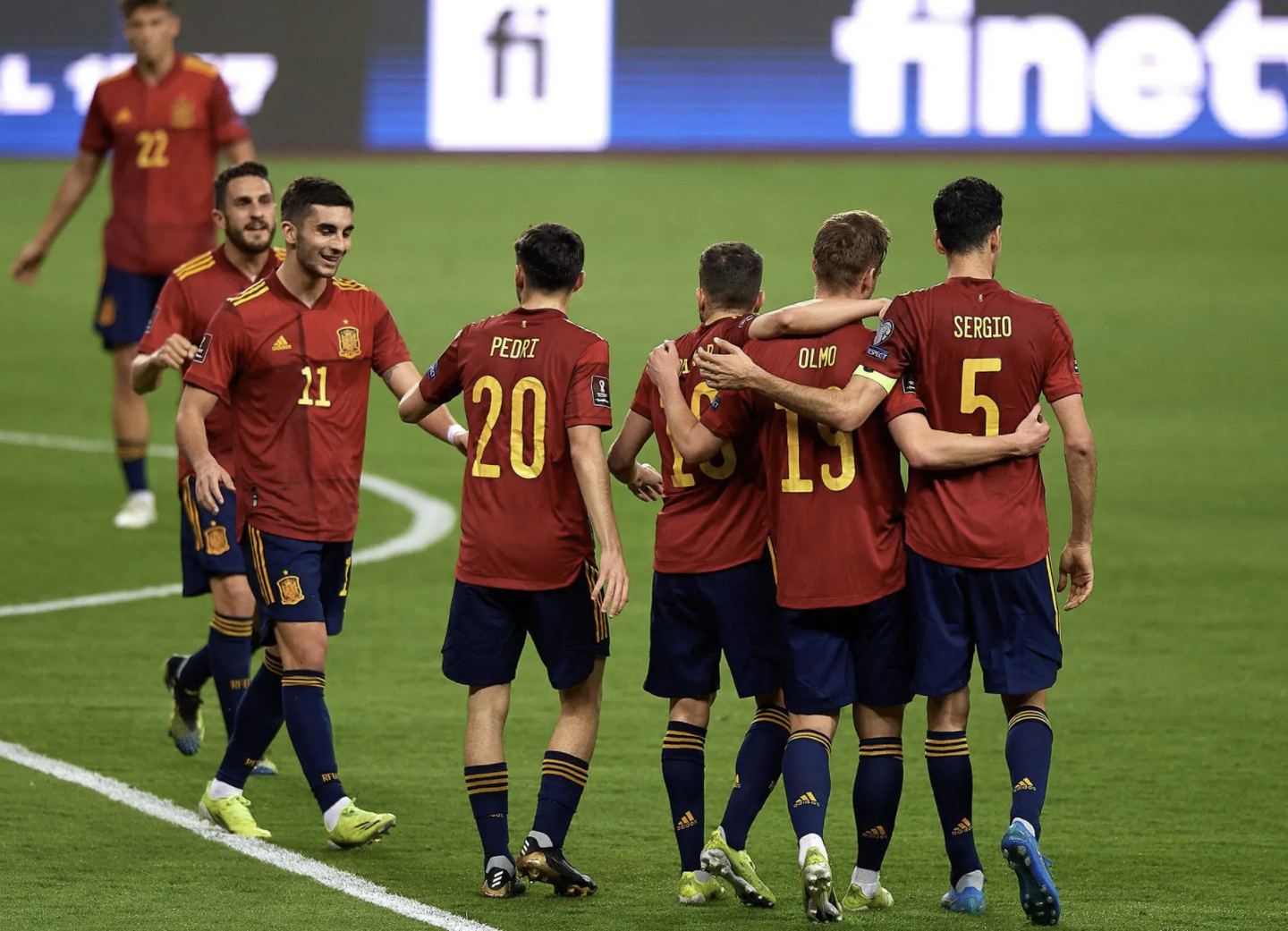 爱游戏-捷克迎战波兰，欧洲杯晋级形势岌岌可危的简单介绍