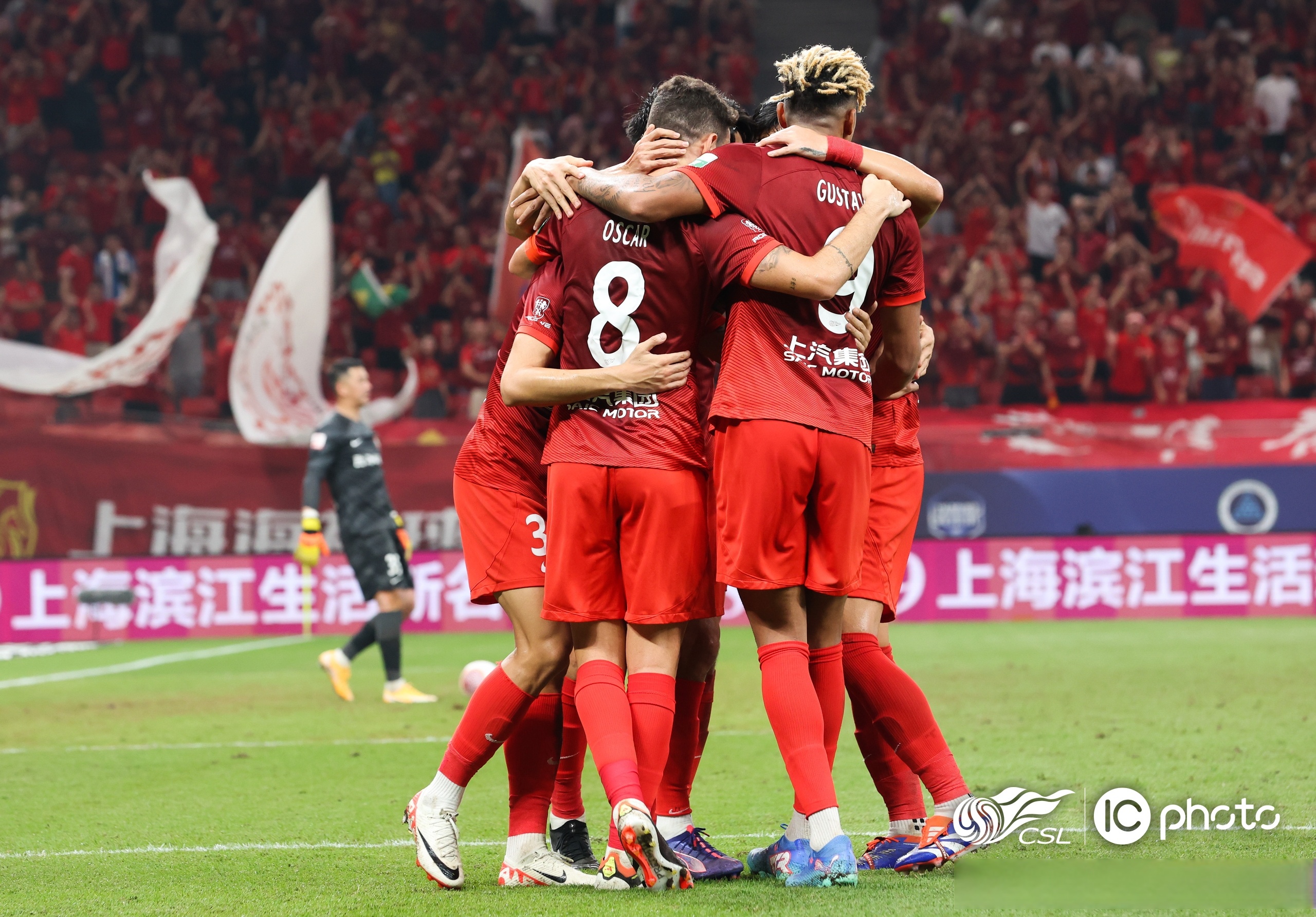 爱游戏官网-激情四射的比赛！球队迎接挑战的简单介绍