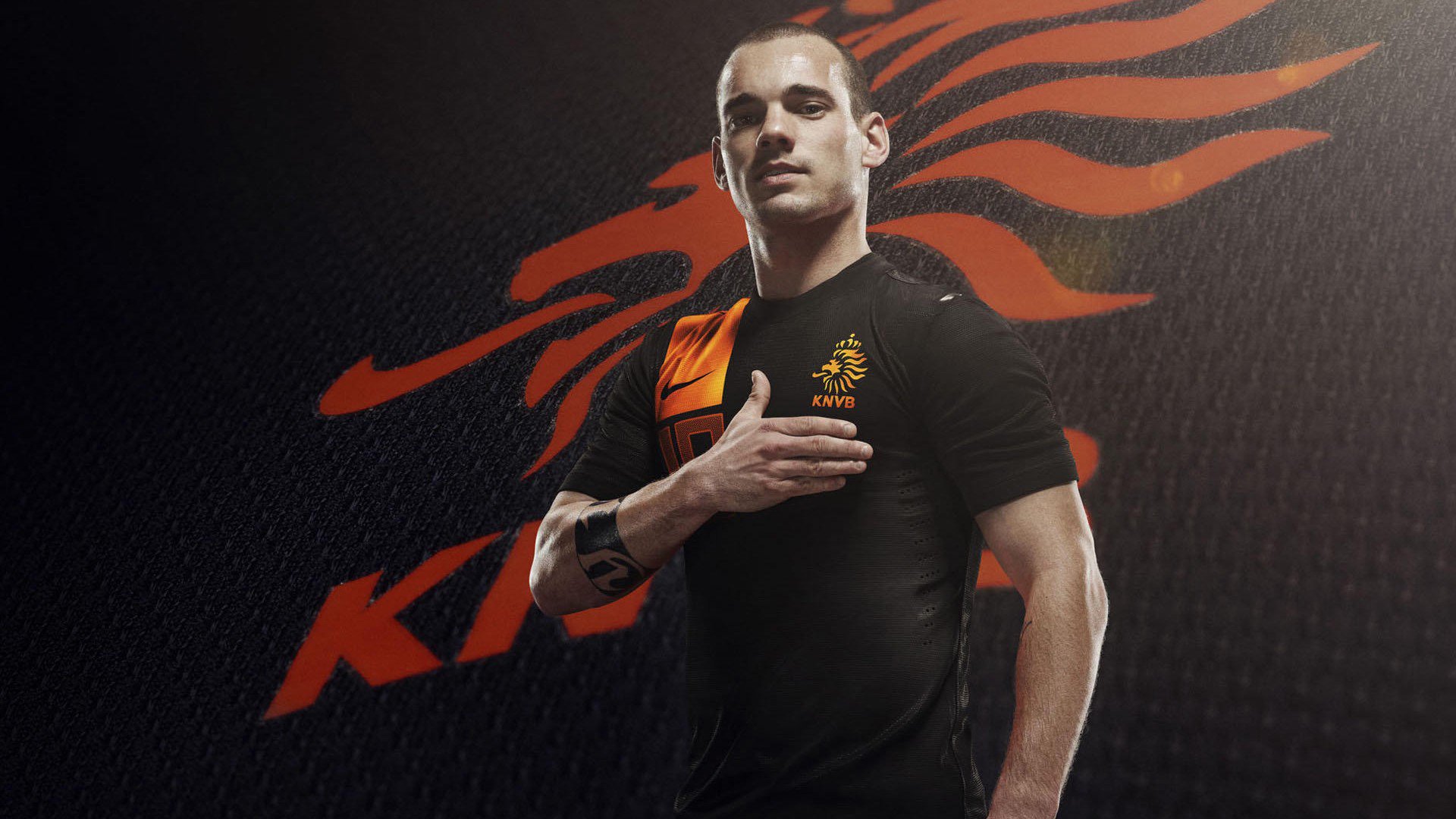 当尼斯封锁遇见欧冠梅西，足球世界的战术寓言与个人神迹